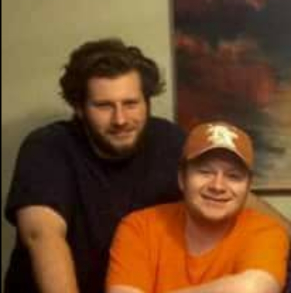 Meet your Posher, Heidi - Picture 2 of 3